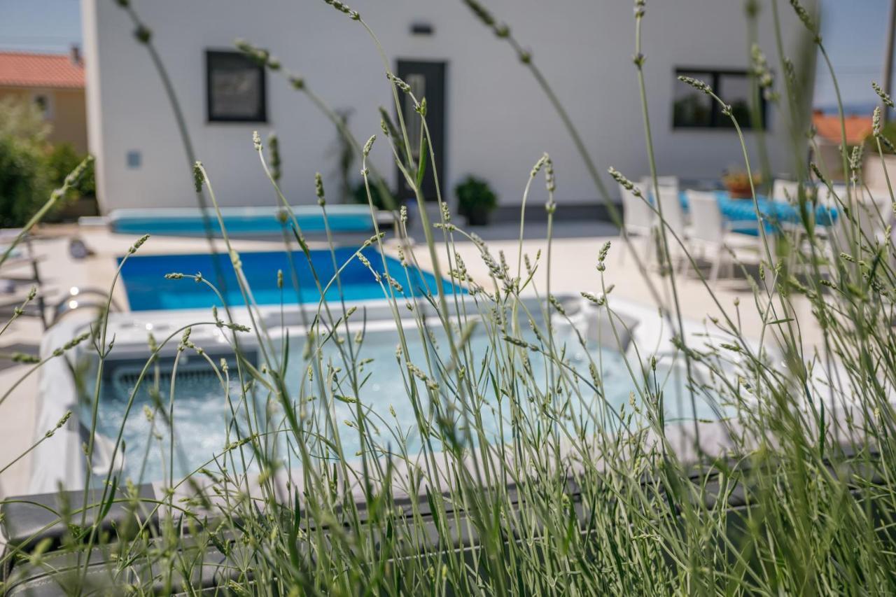 Villa Alma Krk Linardici Luaran gambar